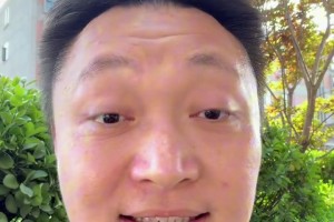 库里中国行最养眼同框！王小七从容大方，从青涩到成熟太惊艳了